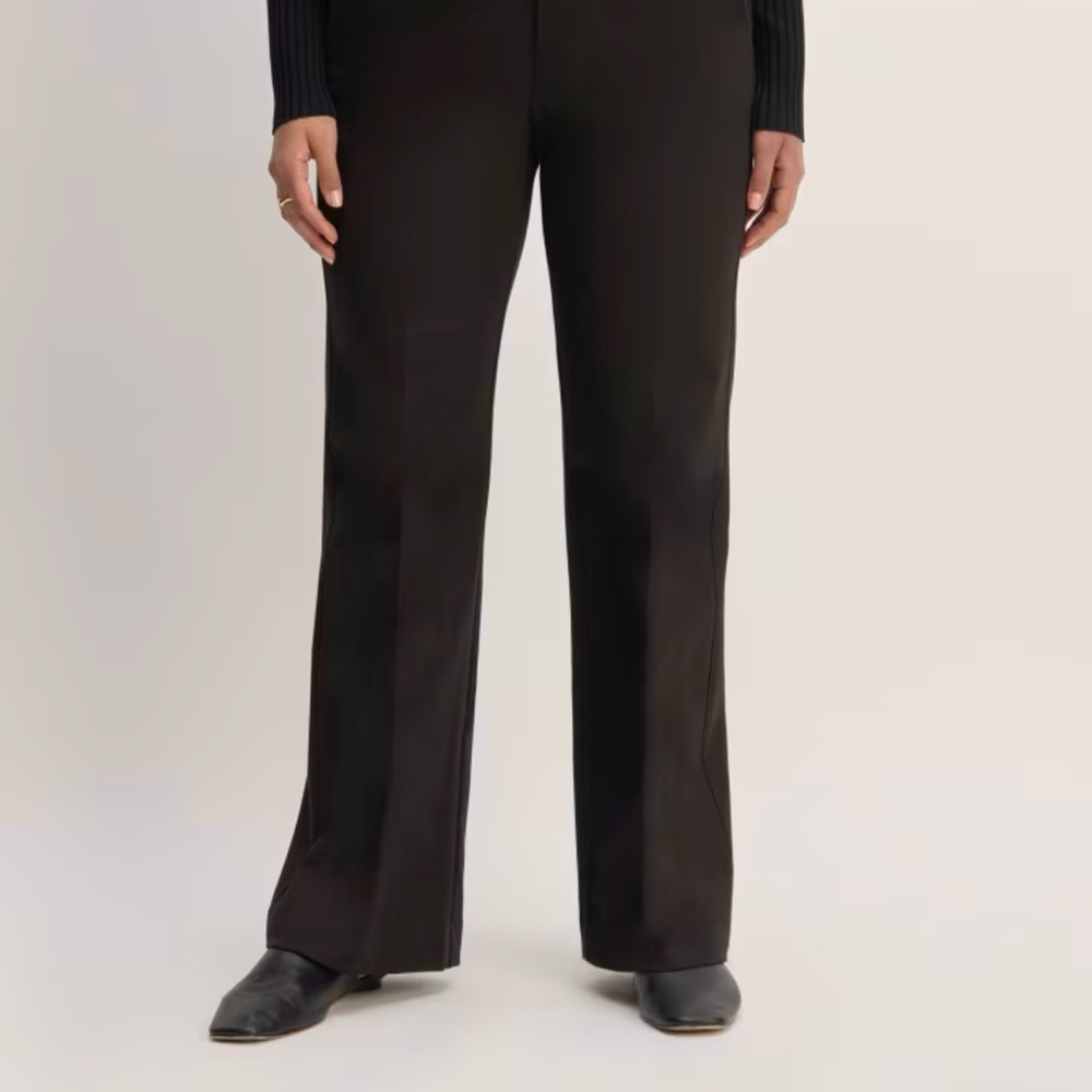 NEW W / O TAGS Everlane Black The Bi-Stretch Flare‎ Pant in Size 6 - Picture 2 of 10